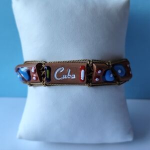 3/$20💗Cuba Themed Brown Ceramic bracelet